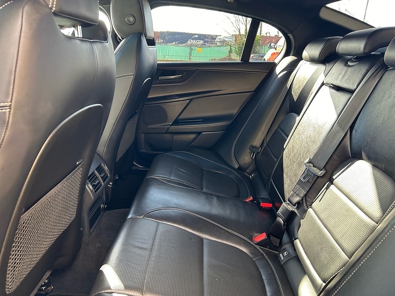 Used Jaguar XE 2017 for sale - 77555865: Photo 16