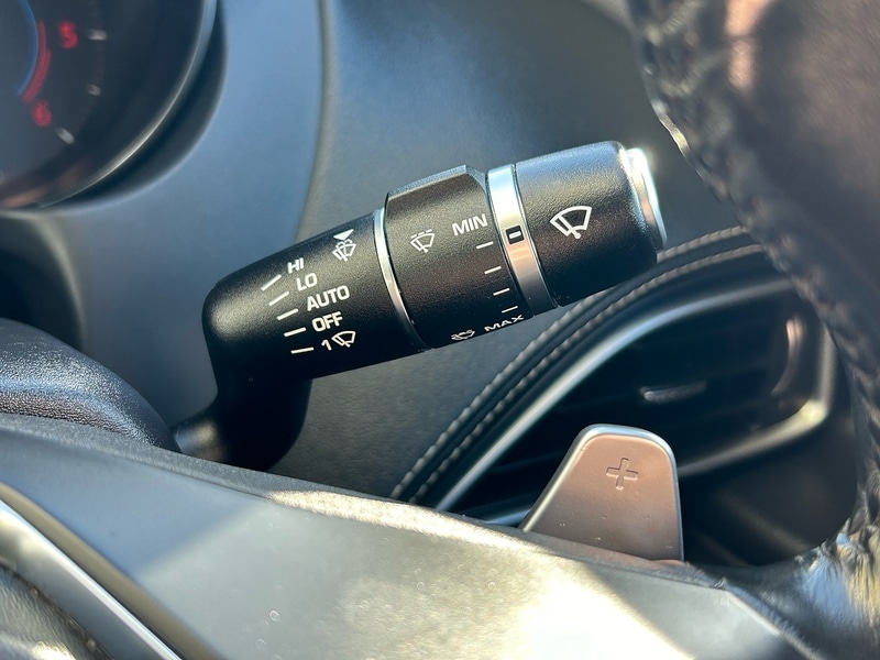 Used Jaguar XE 2017 for sale - 77555865: Photo 25