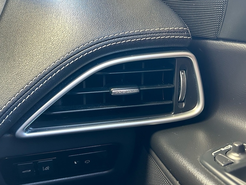 Used Jaguar XE 2017 for sale - 77555865: Photo 48