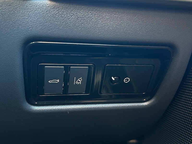 Used Jaguar XE 2017 for sale - 77555865: Photo 49