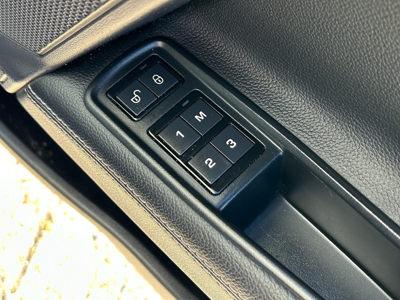 Used Jaguar XE 2017 for sale - 77555865: Photo 53