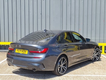 Used BMW 3 Series 2021 for sale - 79023383: Photo