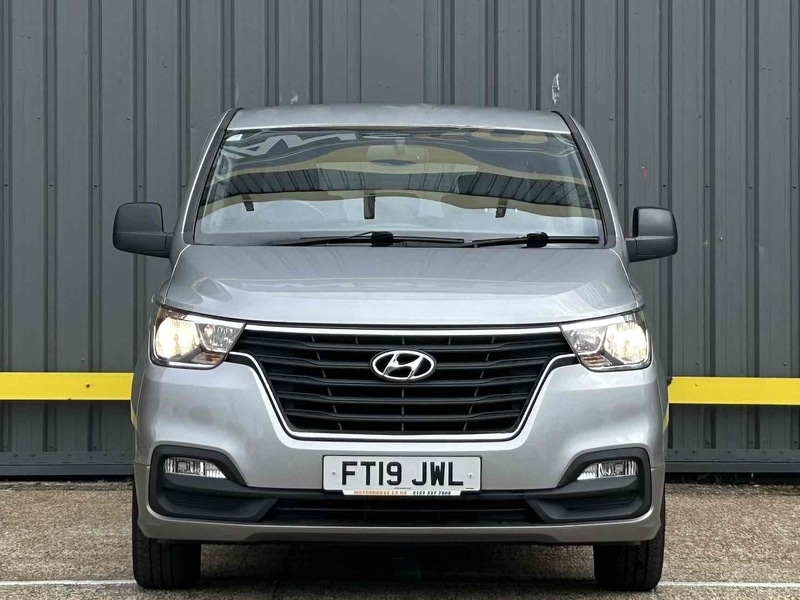 Used Hyundai i800 2019 for sale - 76542882: Photo 2