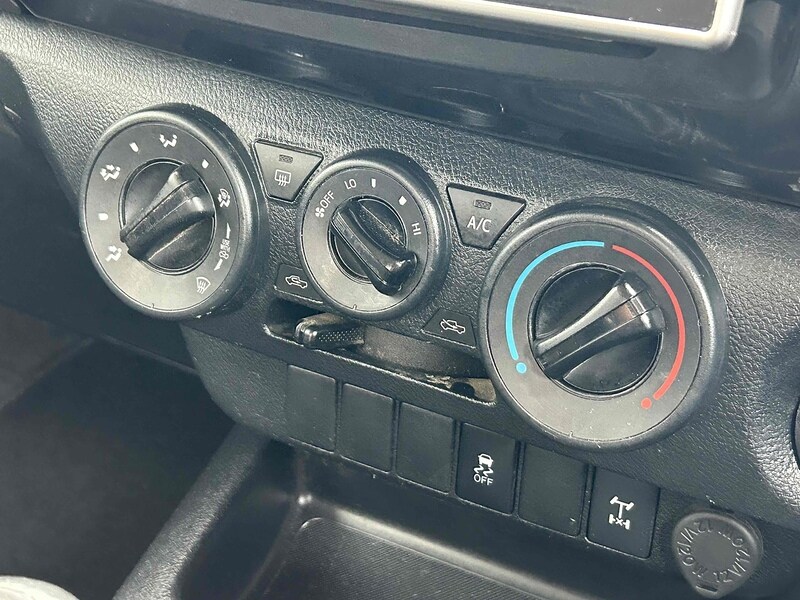 Vehicle 33