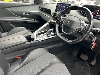 Used Peugeot 5008 2018 for sale - 76547338: Photo