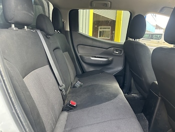 Used Mitsubishi L200 2017 for sale - 76605294: Photo