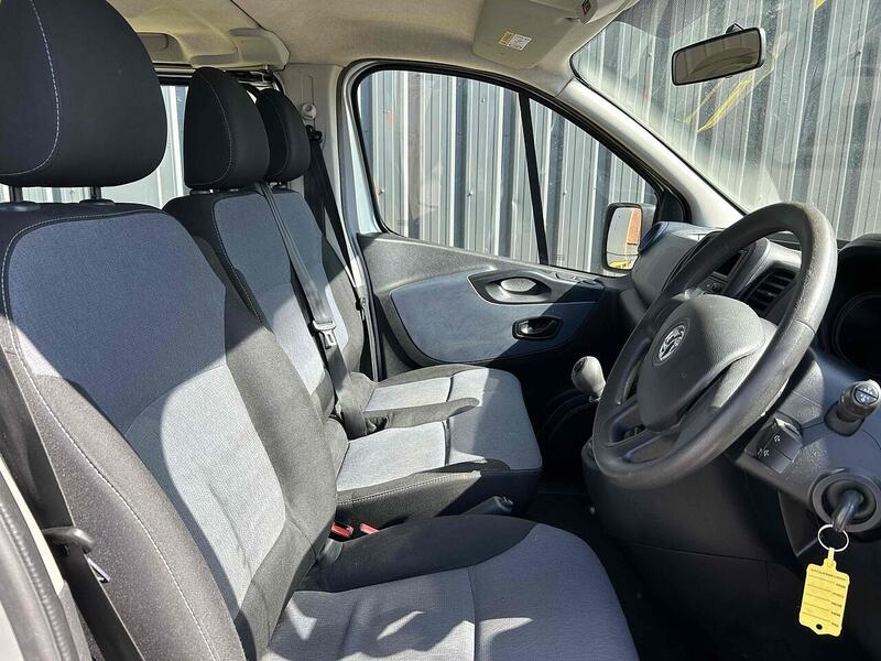 Used Vauxhall Vivaro 2019 for sale - 76274428: Photo 11