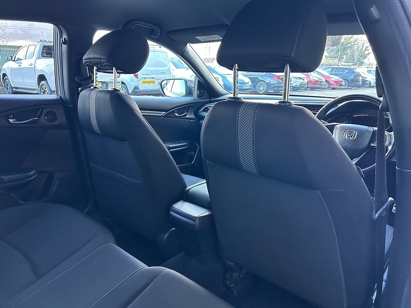 Used Honda Civic 2020 for sale - 76589053: Photo 18