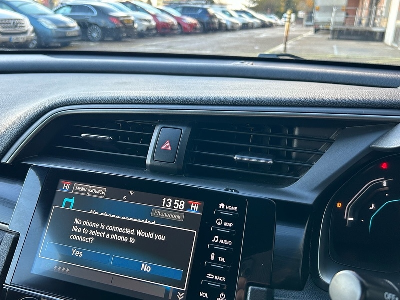 Used Honda Civic 2020 for sale - 76589053: Photo 46