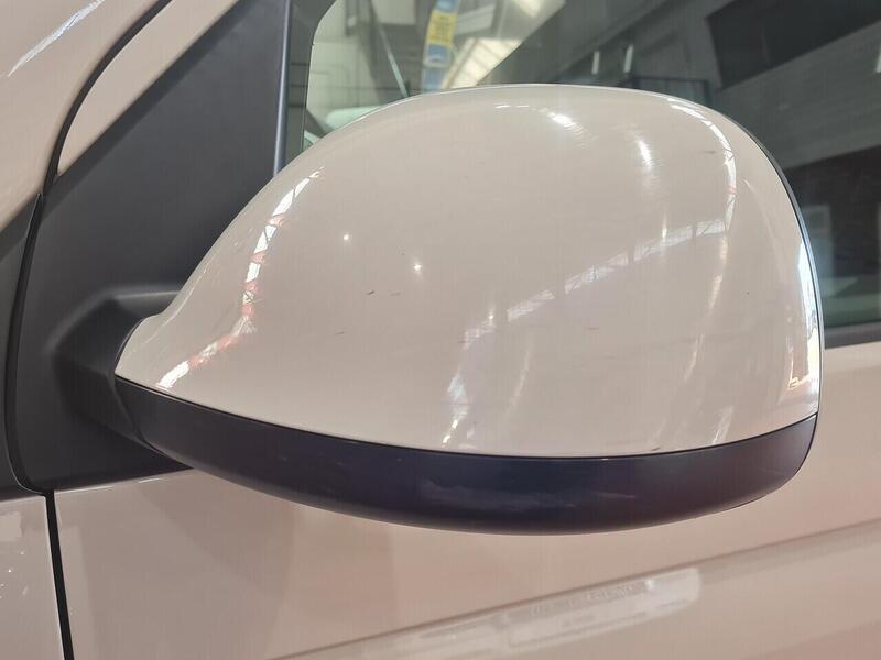 Used Volkswagen Transporter 2020 for sale - 78201307: Photo 17