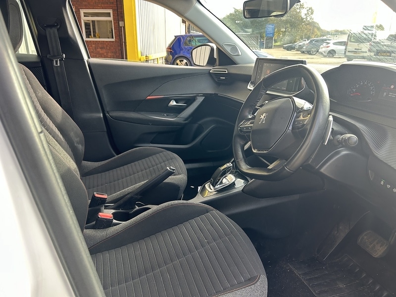 Used Peugeot 2008 2020 for sale - 76694357: Photo 2