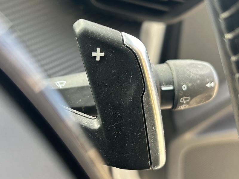 Used Peugeot 2008 2020 for sale - 76694357: Photo 8