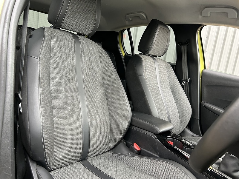 Used Peugeot 208 2024 for sale - 76547345: Photo 4