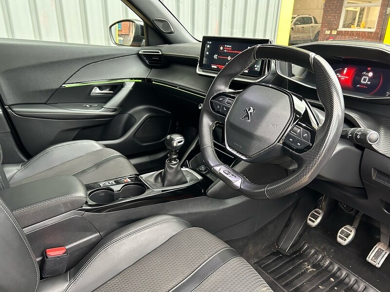 Used Peugeot 2008 2022 for sale - 76848497: Photo 11