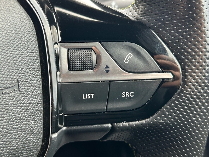 Used Peugeot 2008 2022 for sale - 76848497: Photo 25