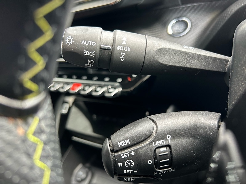 Used Peugeot 2008 2022 for sale - 76848497: Photo 26