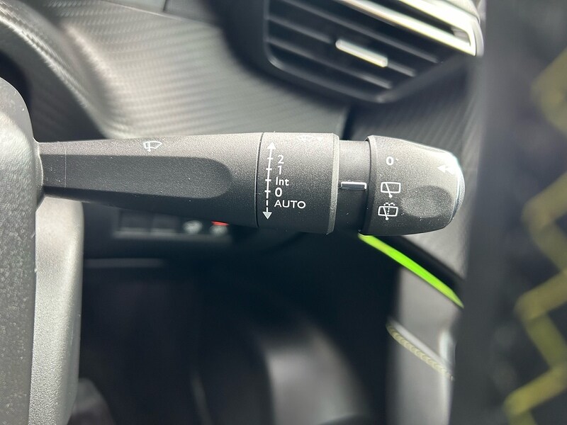 Used Peugeot 2008 2022 for sale - 76848497: Photo 27