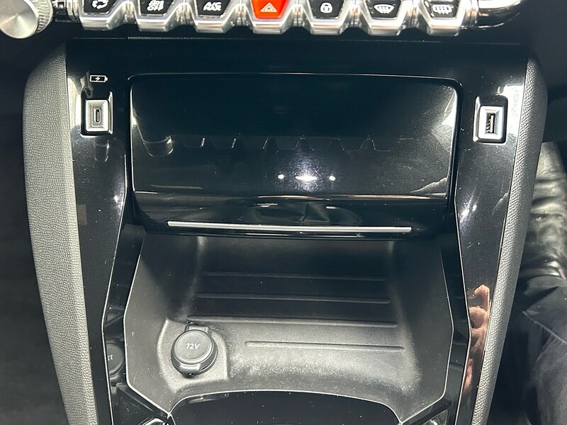 Used Peugeot 2008 2022 for sale - 76848497: Photo 34