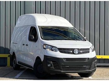 Vauxhall Vivaro feature image