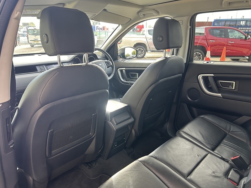 Used Land Rover Discovery Sport 2018 for sale - 76374674: Photo 18