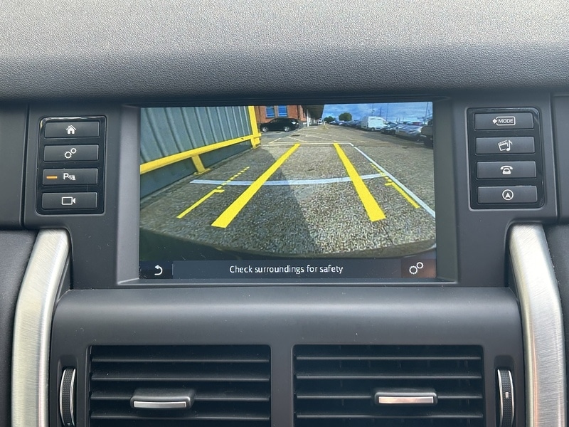 Used Land Rover Discovery Sport 2018 for sale - 76374674: Photo 33