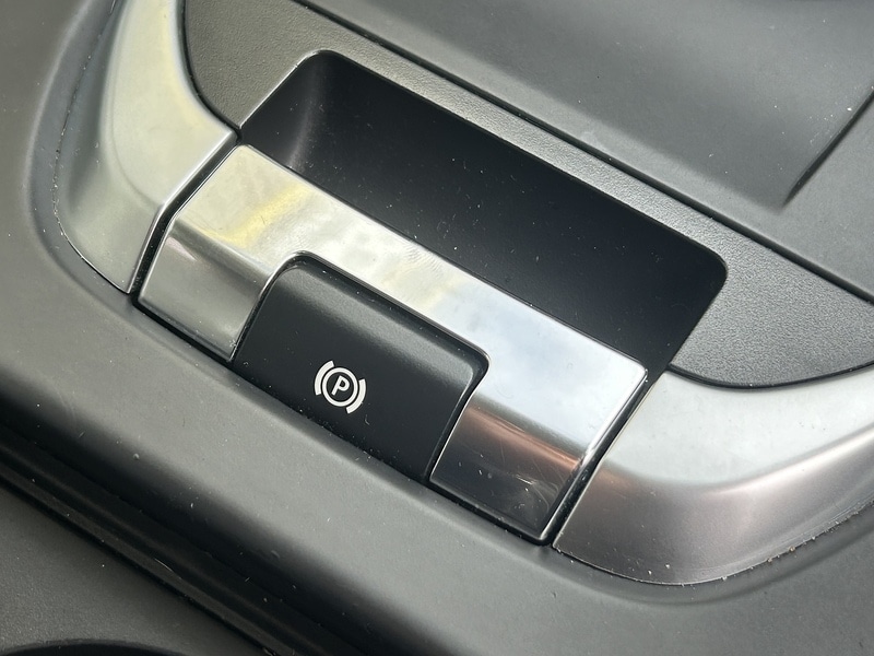 Used Land Rover Discovery Sport 2018 for sale - 76374674: Photo 45