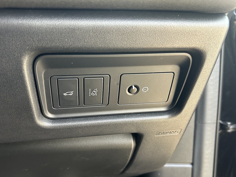 Used Land Rover Discovery Sport 2018 for sale - 76374674: Photo 48