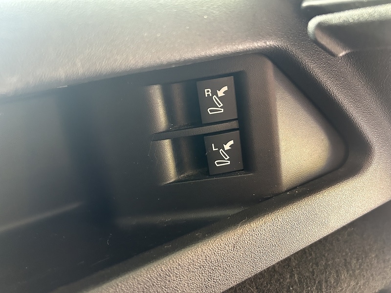 Used Land Rover Discovery Sport 2018 for sale - 76374674: Photo 70