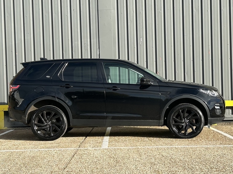 Used Land Rover Discovery Sport 2018 for sale - 76374674: Photo 8