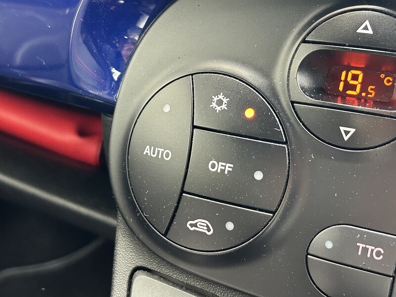 Used Abarth 595 2015 for sale - 76320220: Photo 30