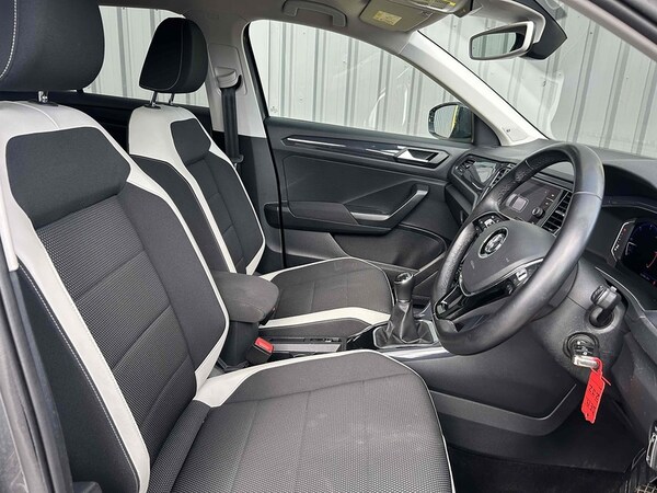 Used Volkswagen T-Roc 2019 for sale - 76081438: Photo 10