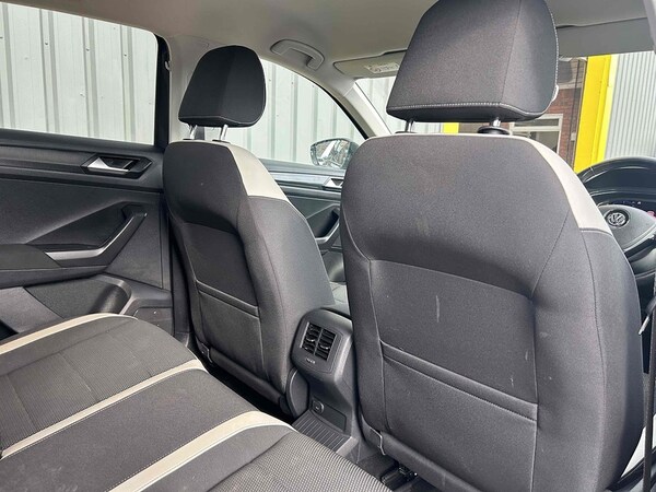 Used Volkswagen T-Roc 2019 for sale - 76081438: Photo 18