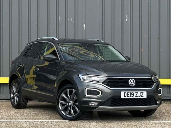Used Volkswagen T-Roc 2019 for sale - 76081438: Photo 1