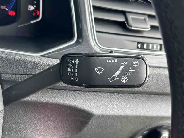 Used Volkswagen T-Roc 2019 for sale - 76081438: Photo 24