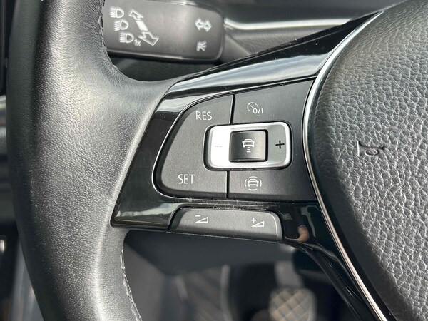 Used Volkswagen T-Roc 2019 for sale - 76081438: Photo 25