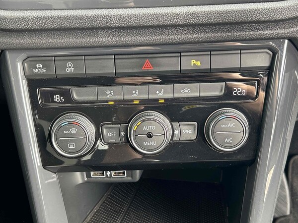 Used Volkswagen T-Roc 2019 for sale - 76081438: Photo 28