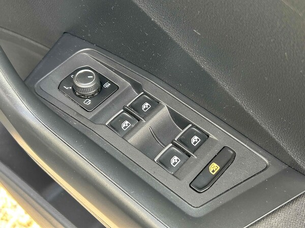 Used Volkswagen T-Roc 2019 for sale - 76081438: Photo 42