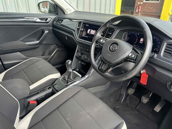 Used Volkswagen T-Roc 2019 for sale - 76081438: Photo 9