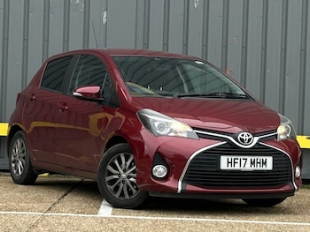 Used Toyota Yaris 2017 for sale - 76426362: Photo