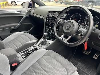 Used Volkswagen Golf 2020 for sale - 76311195: Photo 2