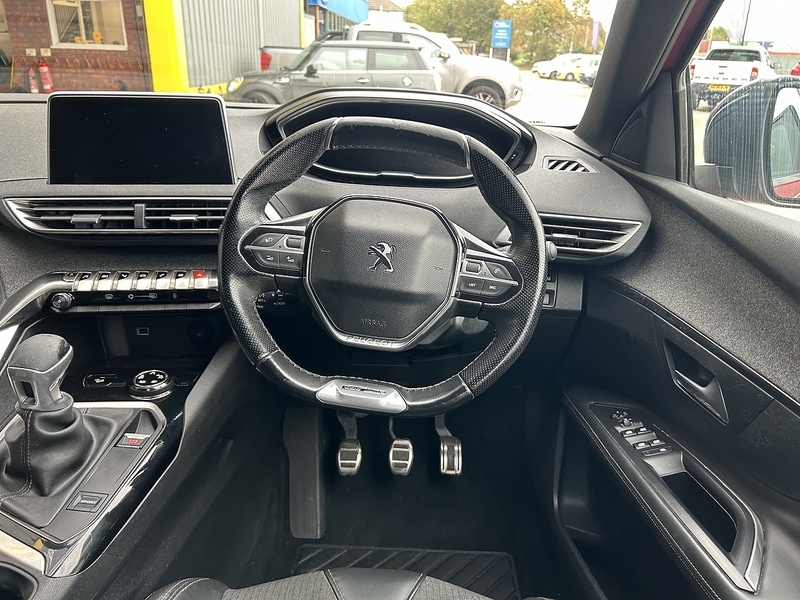 Used Peugeot 3008 2017 for sale - 77038579: Photo 12