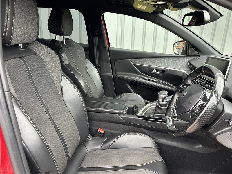 Used Peugeot 3008 2017 for sale - 77038579: Photo 16