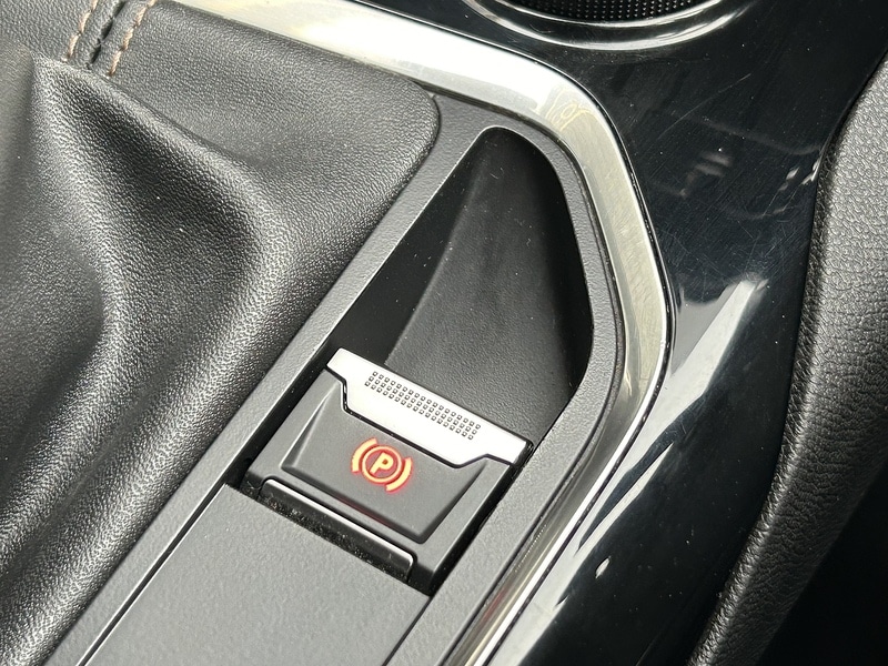 Used Peugeot 3008 2017 for sale - 77038579: Photo 30