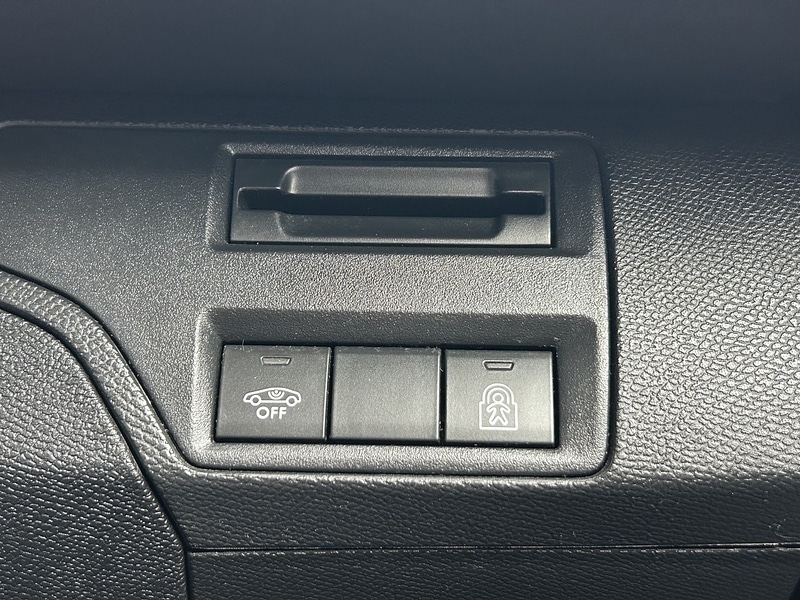 Used Peugeot 3008 2017 for sale - 77038579: Photo 35