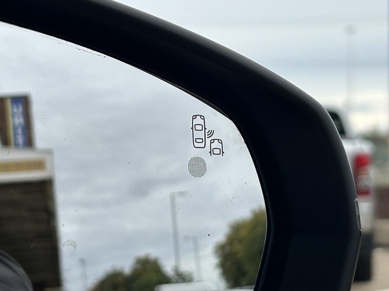 Used Peugeot 3008 2017 for sale - 77038579: Photo 63