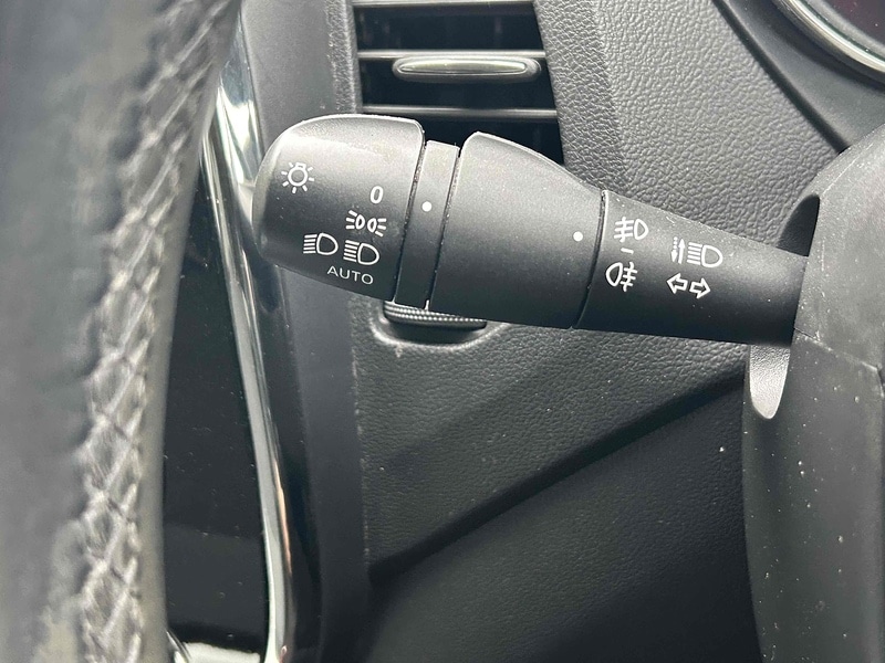 Used Renault Captur 2016 for sale - 76090094: Photo 16