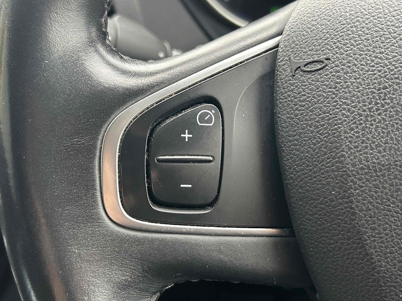 Used Renault Captur 2016 for sale - 76090094: Photo 19