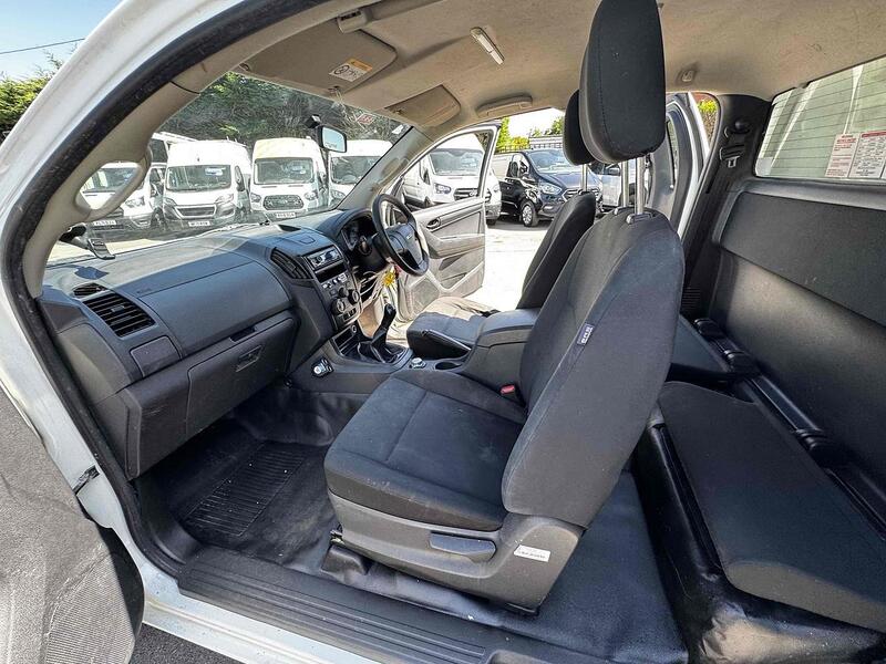 Used Isuzu D-Max 2018 for sale - 77437765: Photo 27