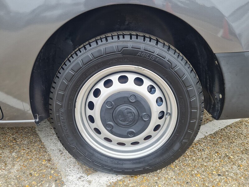 Used Vauxhall Vivaro Life 2022 for sale - 77720659: Photo 10
