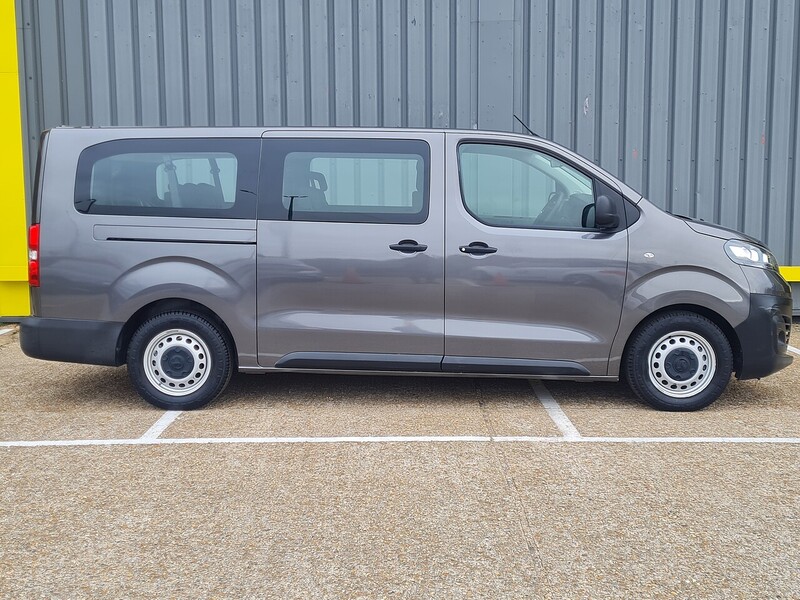 Used Vauxhall Vivaro Life 2022 for sale - 77720659: Photo 3